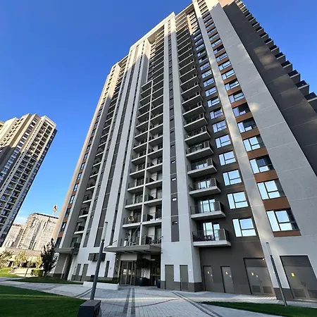 Milo Lux - Waterfront -